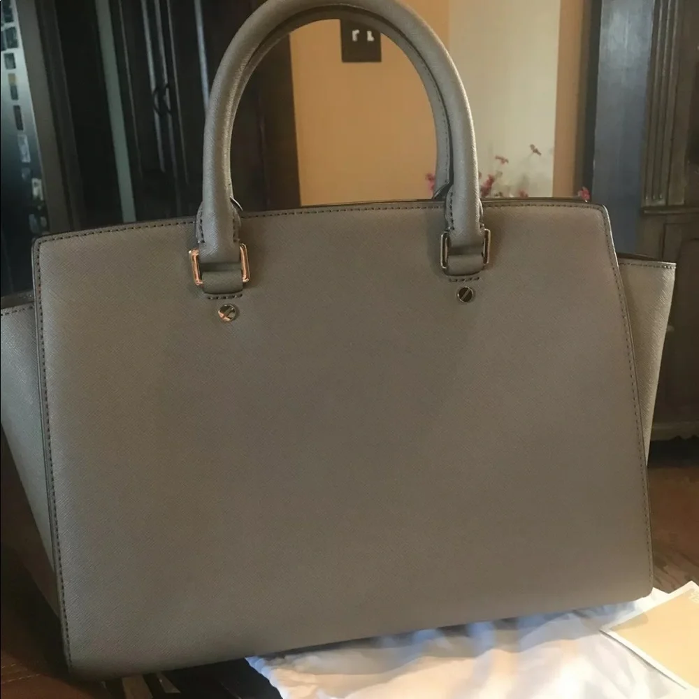 Michael Kors Selma